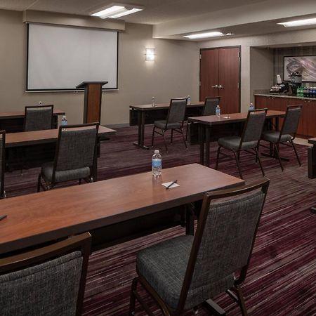 Courtyard By Marriott Memphis East/Park Avenue Hotel Exterior photo